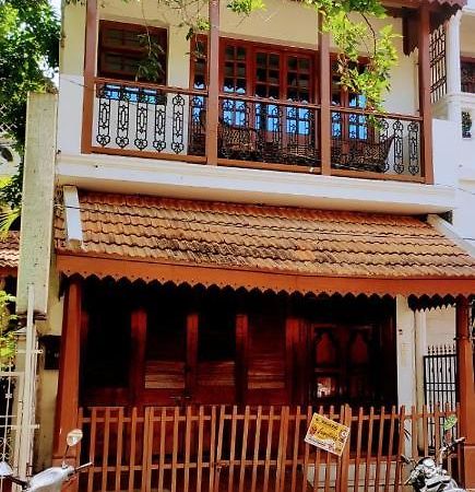 Maison Petite Singapore Пондичери Екстериор снимка