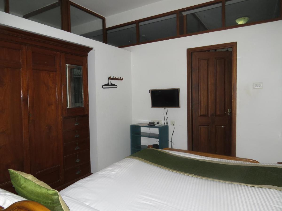Maison Petite Singapore Пондичери Екстериор снимка